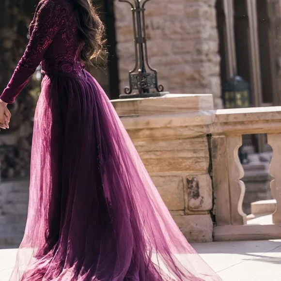 Portia & Scarlett Laurent Gown - Picture 2 of 4